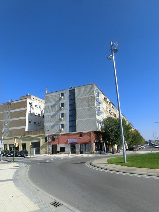Hostal Jaime I Huesca Exterior photo